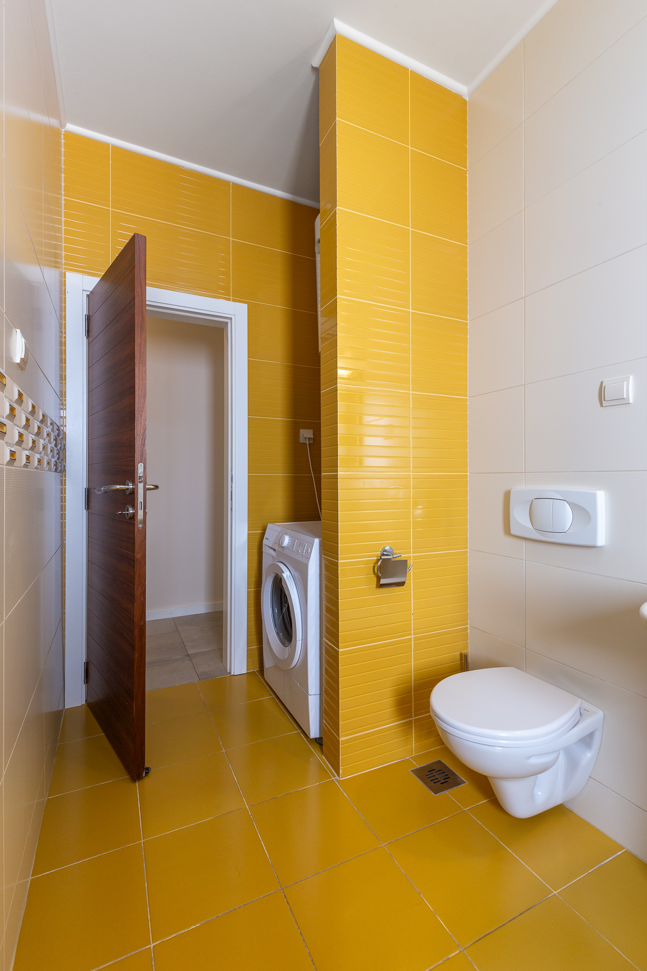 Image of Apartment - 2 Bedrooms - 1 Bathrooms for Sale in Herceg-Novi-Bijela-Montenegro, Image 20